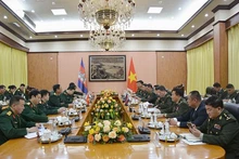 会谈场景。（图片来源：人民军队报）