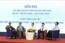 各位代表出席论坛。（图片来源：越通社）