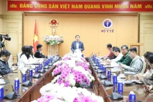 “2025-2030年阶段医疗机构感染控制国家行动计划”线上部署会议。（图片来源：越通社）
