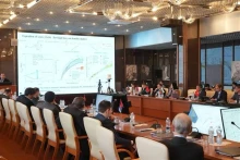 杜布纳联合原子核研究所会议场景。（图片来源：越通社）