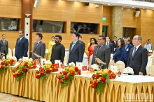 越南国家主席梁强设宴招待斯里兰卡总统迪萨纳亚克。