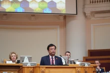 越南国会副主席黎明欢在主题为“新现实下的生态：挑战与机遇”会议上发表讲话。（图片来源：越通社）