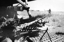 1975年4月27日，第一军团312师攻克翁岭－平准机场。（图片来源：越通社）