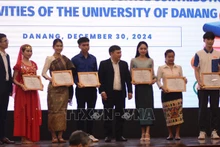 越南岘港大学国际留学生数量增多。