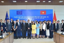 与会代表合影。