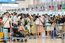 2024年国庆假期，各家航空公司旅客运输量超过53.1万人次。