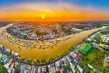 附图：芹苴市一角。