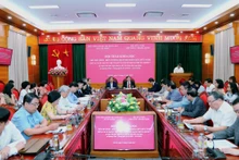 “胡志明—越南革命与中国革命之间团结友谊的象征”学术研讨会场景。