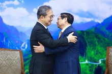 政府总理范明正会见前来辞行拜会的日本驻越南大使。