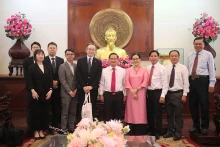 与会代表合影。