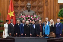 与会代表合影。