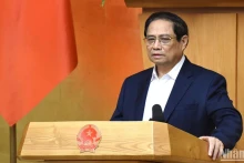 越南政府总理范明正主持召开7月份政府立法工作专题会议。