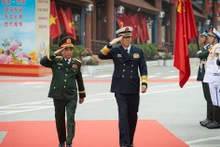 越南为出席友好交流活动的中国国防部长及代表团举行欢迎仪式【组图】
