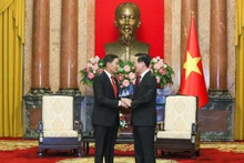 越南国家主席武文赏会见老挝建国阵线中央委员会代表团。