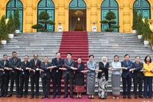 越南国家主席梁强会见东盟各国和东帝汶驻越大使和临时代办【组图】