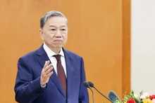 苏林总书记。