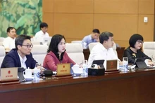 参加会议的代表们。（图片来源：越通社）