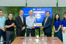 Vinamilk与FPT战略合作，通过技术解决方案全面提升财务管理水平。