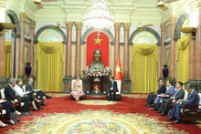 国家主席武文赏会见比利时王后兼比利时联合国儿童基金会名誉主席。