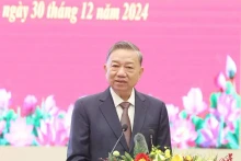 越共中央总书记苏林在会上发表讲话。（图片来源：越通社）