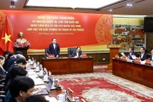 越南国会主席陈青敏出席会议并发表指导性讲话。（图片来源：越通社）