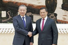 越南国家主席苏林与柬埔寨首相洪玛奈。