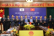 双方合作协议签订仪式。