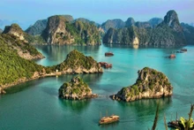 下龙湾。