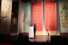 越南驻比利时兼驻卢森堡大使阮文草发表讲话。（图片来源：越通社）