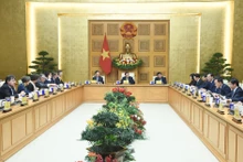 越南政府总理范明正主持召开与欧洲企业的座谈会【组图】