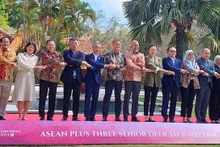 东盟国家高官及合作伙伴负责人出席东盟与伙伴国的系列会议。