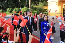 应越南国家副主席武氏英春邀请，继任王储弗雷德里克和丹麦王储妃于2022年10月31日至11月3日对越南进行正式访问。