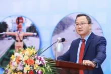 越南国家交通安全委员会副主任屈越雄。