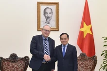 越南政府副总理陈流光会见乐高集团首席运营官卡斯滕·拉斯穆森。（图片来源：VGP）