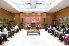 会见场景。