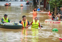 台风'摩羯'给越南北部人民群众带来巨大损失。