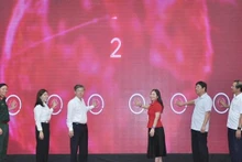 越南军队电信工业集团5G网络服务兴安省开网仪式。（图片来源：越通社）