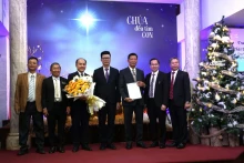 越南浸信会神学院成立获批决定书颁发仪式。（图片来源：越通社）