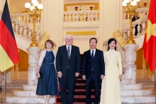 越南国家主席武文赏和夫人与德国总统弗兰克-瓦尔特·施泰因迈尔和夫人。