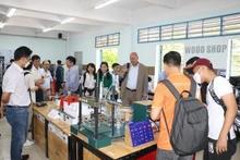 美国国际开发署与芹苴大学联合举行“创新创意空间”论坛。