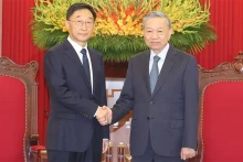 苏林总书记、国家主席会见中国广西壮族自治区党委书记刘宁。