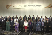 与会代表合影。（图片来源：myanmaritv）