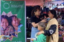 向老街省少数民族女性开展预防和打击人口贩卖宣传。（图片来源：越通社）