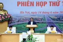 越南政府总理范明正主持召开越南国家重要工程与项目及交通运输重点工程项目国家指导委员会第12次会议【组图】