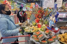 灶王节：祭灶贡品货源充足 价格稳定。