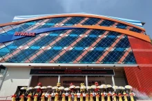 平阳省首家垃圾焚烧发电厂正式落成。