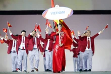 出席第32届东南亚运动会的越南体育代表团由1003个成员组成。