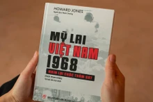 《1968年越南美莱：回眸惨案》一书。