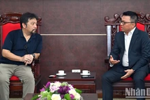 黎国明总编辑和