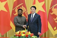 越南国家主席梁强主持欢迎仪式，并同斯里兰卡总统阿努拉·库马拉·迪萨纳亚克举行会谈【组图】